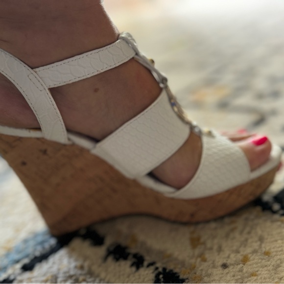 Guess white wedgies - Picture 3 of 4